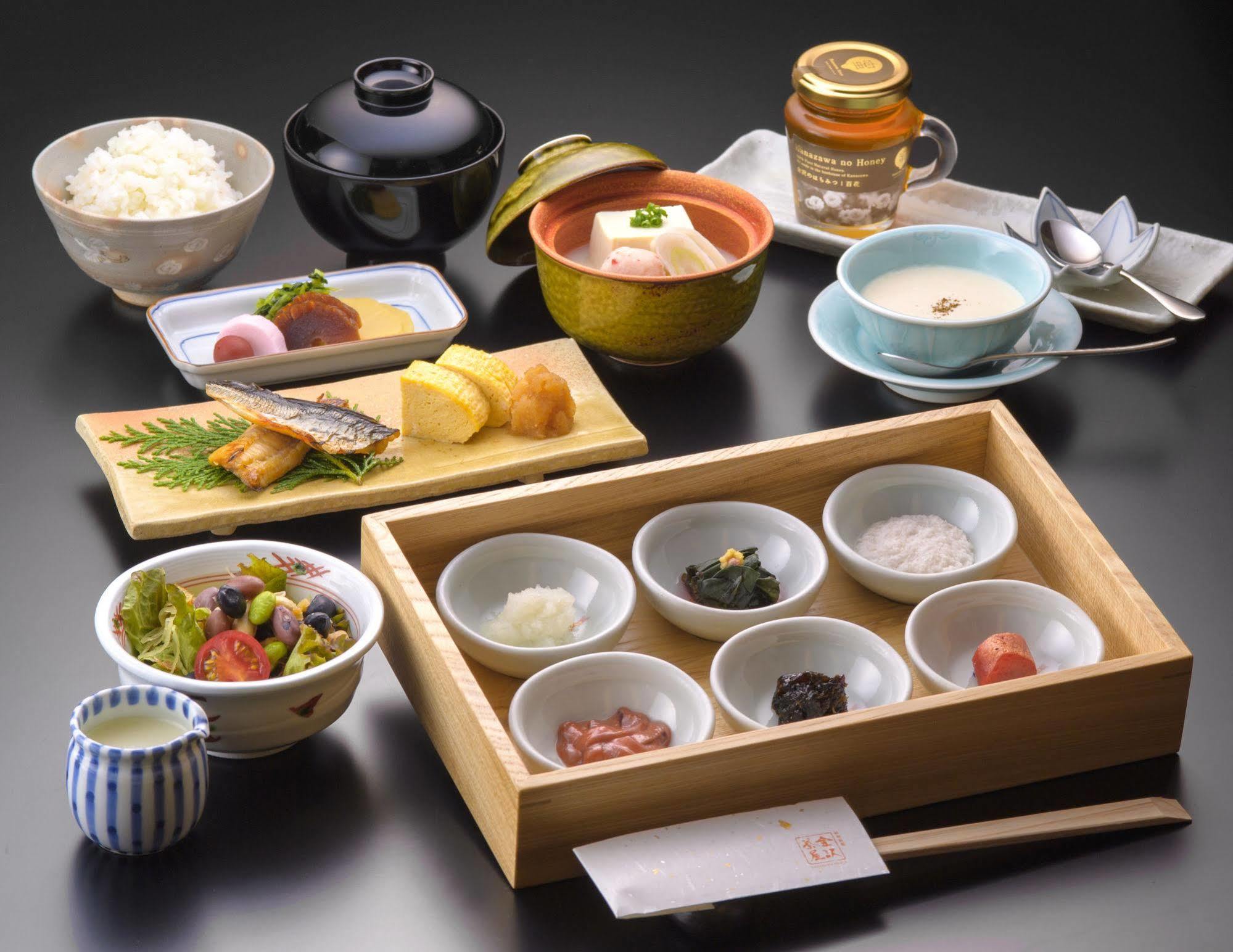 Kanazawa Chaya Esterno foto